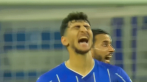 شوت خطرناک رزاقی نیا با اختلاف کم به بیرون رفت 