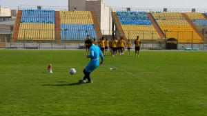 تمرین صنعت نفت آبادان در روز بسیار گرم