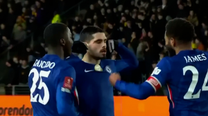 گل زیبای نتو؛ گل اول چلسی به هال سیتی