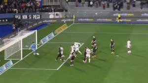 گل اول آث میلان به پیزا (لوفتوس چیک)