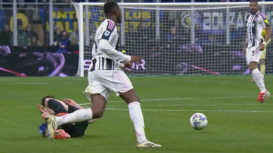 اخراج کالولو و 10 نفره شدن یوونتوس مقابل اینتر