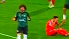 ضربه مرادی با اختلاف کم از دروازه پرسپولیس به بیرون رفت