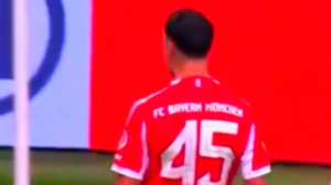 گل اول بایرن مونیخ به آینتراخت فرانکفورت (پاولوویچ)