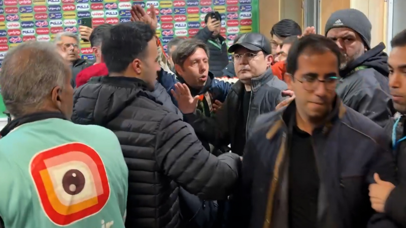 تنش شدید و باورنکردنی در کنفرانس خبری ربیعی!