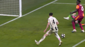 گل دوم یوونتوس به گالاتاسرای (گاتی)