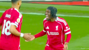 گل پنجم لیورپول به وستهم (گل به خودی)