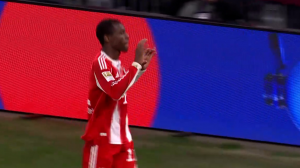 گل چهارم بایرن مونیخ به مونشن گلادباخ توسط جکسون