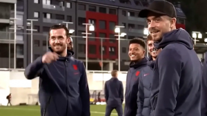 لحظات خنده دار در تمرینات غول های اروپایی