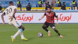 گل دوم الریاض به الاتحاد توسط توزی