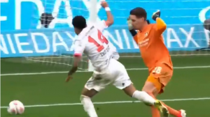 گلزن بایرن مونیخ هم مقابل لورکوزن اخراج شد