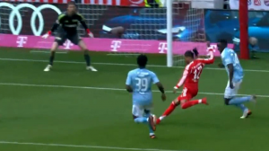 گل اول بایرن مونیخ به یونیون برلین (اولیسه)