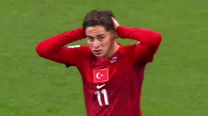 تیرک دروازه مانع گلزنی کنان ییلدیز شد!