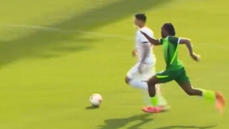  اعتراض طارمی به تصمیم مشکوک داور