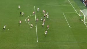 شوتی از دوردست برای برد پرگل بلژیک