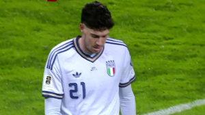 اخراج مستقیم باستونی مقابل بوسنی