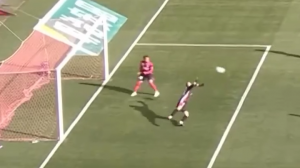 نجات دروازه به سبک سوباسا در جی لیگ ژاپن!