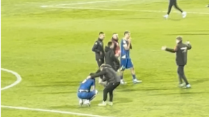 درگیری و زد و خورد دوناروما و بازیکنان بوسنی 