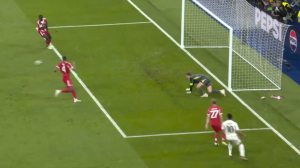 سیو نویر مقابل ضربه امباپه