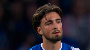 گل به خودی عجیب و غریب پورتو در مسابقه امشب!