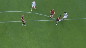 گل سوم اودینزه به میلان (آتا)