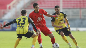 تمرینات سپاهان و تراکتور از سر گرفته شد