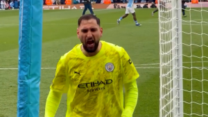 خوشحالی بی حد و حصر دوناروما با هواداران سیتی