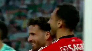 گل دوم بنفیکا به اسپورتینگ توسط سیلوا 