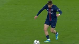 گل اول پاری سن ژرمن به لیون (کواراتسخلیا)