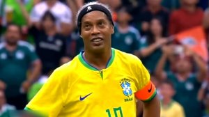 دیدار دوستانه پیشکسوتان برزیل - مکزیک