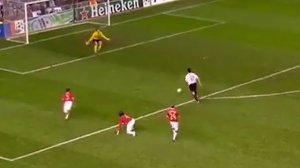 خاطره انگیز؛ سوپرگل کاکا به منچستریونایتد (2007)