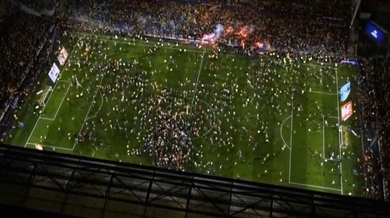 همه ورزشگاه داخل زمین: دیوانه‌وارترین جشن سال