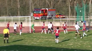 عجیب‌ترین گل به ثمر رسیده با ضربه سر!