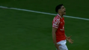 گل سوم ماینتس به بایرن مونیخ توسط شرالدو بکر