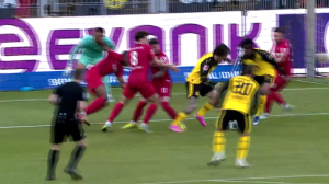 گل چهارم دورتموند به فرایبورگ (فابیو سیلوا)