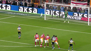 هدر رفتن پنالتی فنرباغچه مقابل گالاتاسرای