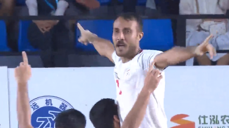 گل ششم فوتبال ساحلی ایران به عمان توسط میرشکاری