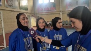 گفتگوی مارال ترکمان با هم‌تیمی‌هایش 