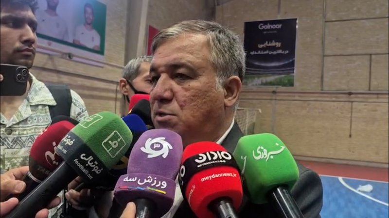 تاجرنیا خبر داد: تلاش باشگاه‌های لیگ برای کاهش قراردادهای فصل بعد