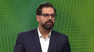 واکنش مجری به تصمیم جنجالی سازمان لیگ!