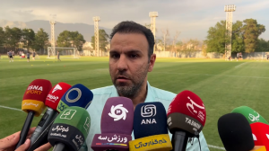خلیلی: اوسمار فردا به تهران می‌رسد 