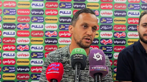 مراد خانی: در حق سرمربی تیم ملی نامردی نکنید