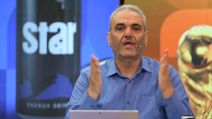 خیابانی: چرا می‌گویید الکی از تیم‌ملی حمایت کنیم؟