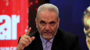 خیابانی: با عذرخواهی بزرگ می‌شوید نه کوچک!