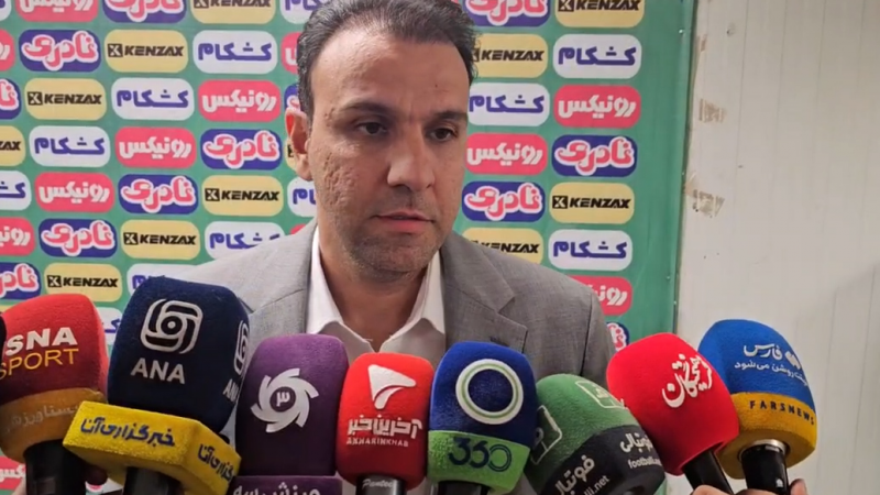 خلیلی:در پرسپولیس جای قهر و ناز نیست