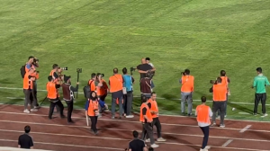 تشویق شدید مازیار زارع توسط پرسپولیسی ها