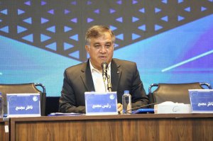 تاجرنیا: از حق استقلال نمی‌گذریم،جام مال ما است