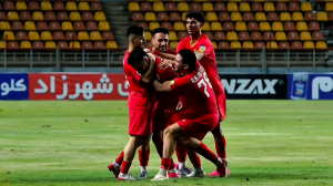 رستگاری در لحظات آخر، محروقی کارش را کرد