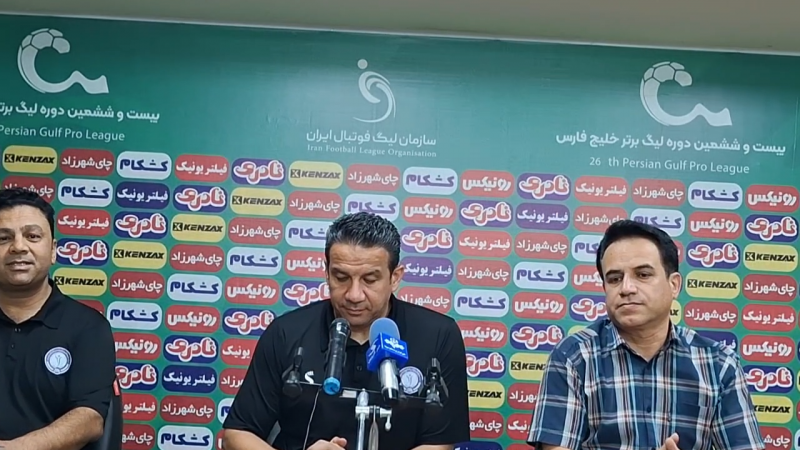 سرآسیایی: جامعه ی فوتبال باید از مردم ایران عذرخواهی کند