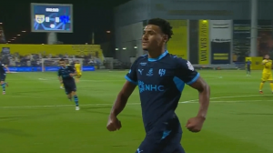 گل اول الهلال به التعاون توسط واتکینز