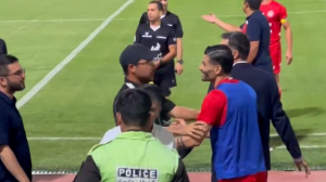 پادرمیانی مدافع پرسپولیسی در دعوای لیگ یک!